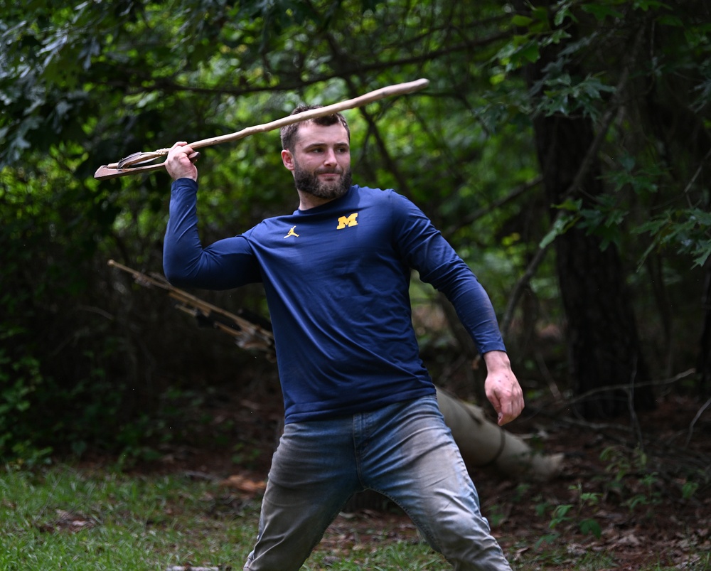 University of Michigan Football Players Visit U.S. Army JFK Special Warfare Center and School