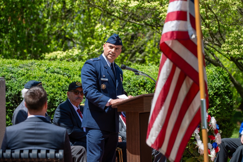 Commander speaks at local Memorial Day observance