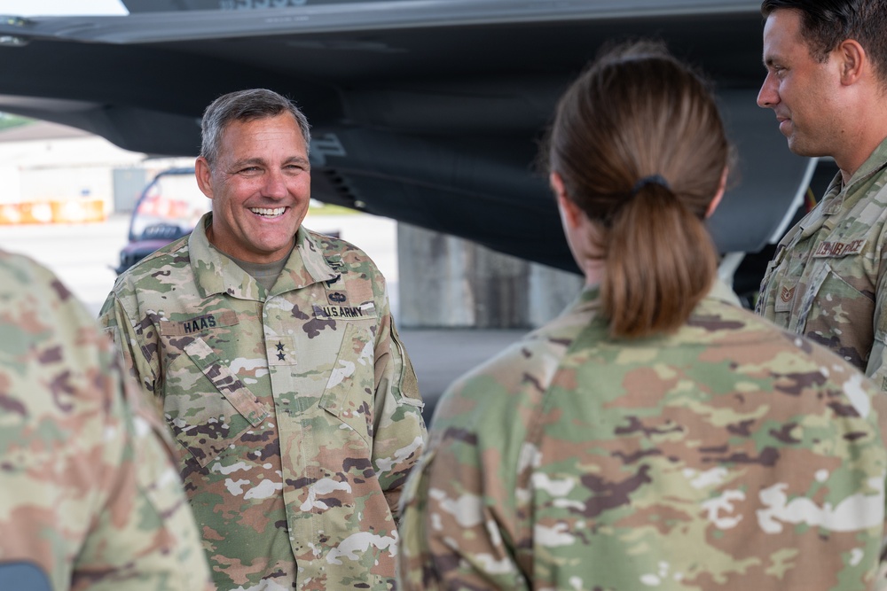 Florida's Adjutant General Visits 125FW