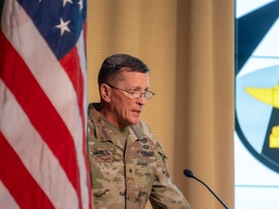 BG Parker speaks at farewell ceremony