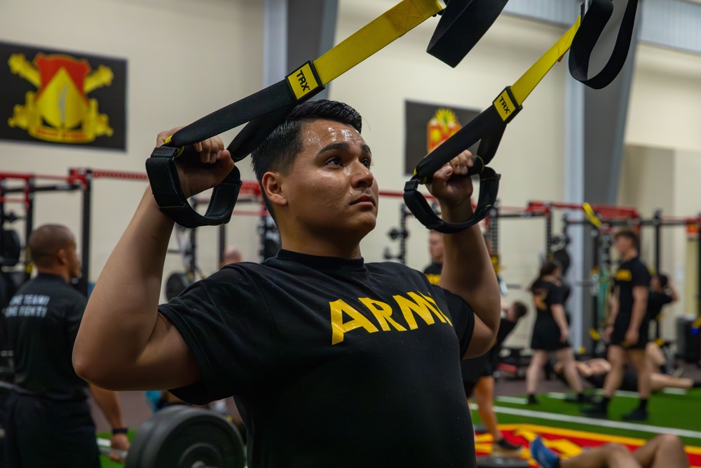 Gen. Clark Joins H2F Workout with 17th FAB