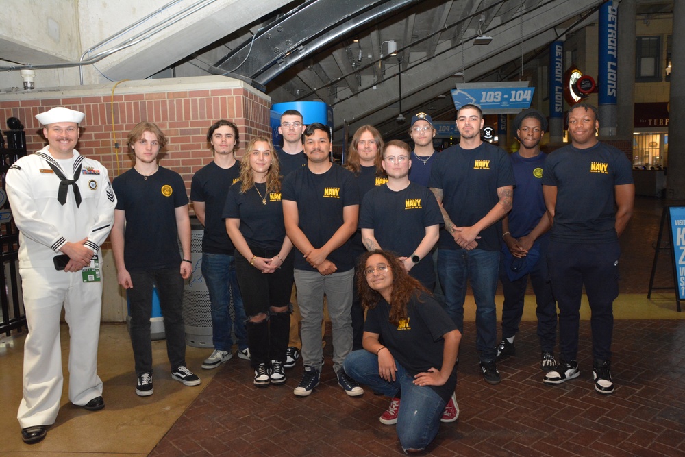 NTAG Heartland Future Sailors take the Oath of Enlistment