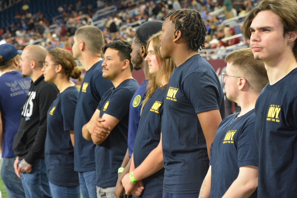NTAG Heartland Future Sailors take the Oath of Enlistment