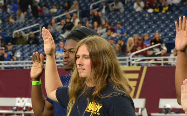 NTAG Heartland Future Sailors take the Oath of Enlistment