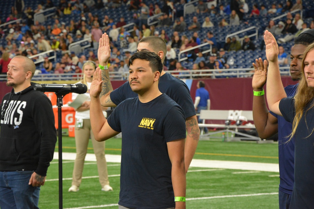 NTAG Heartland Future Sailors take the Oath of Enlistment