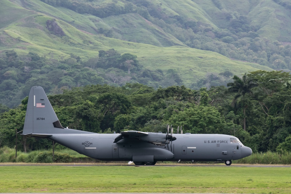 U.S. Marines arrive in Panama to support U.S./Panama relations