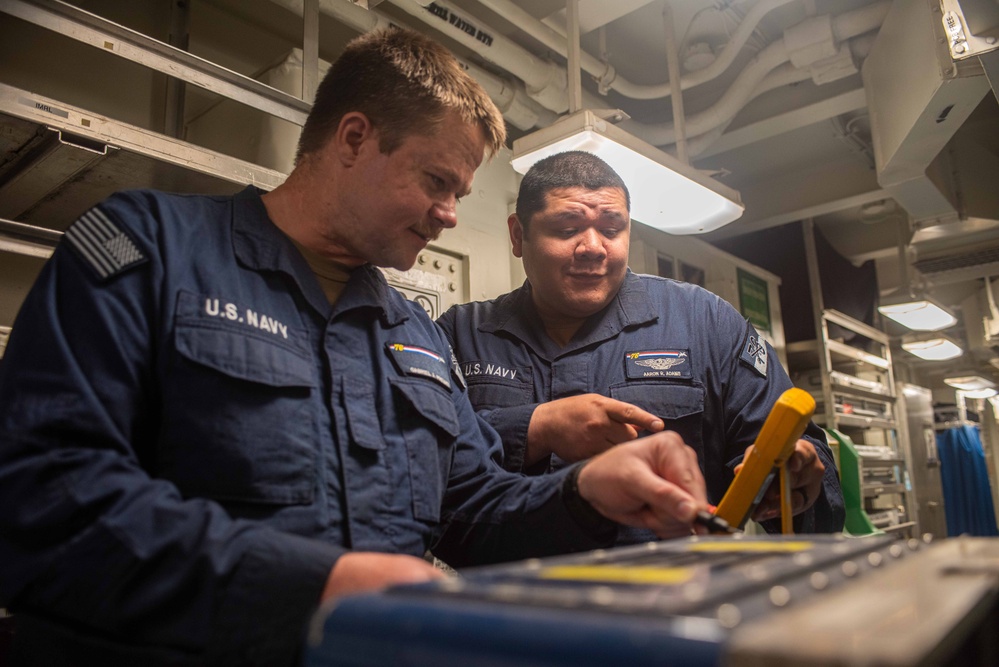 USS Ronald Reagan (CVN 76) progresses in maintenance period