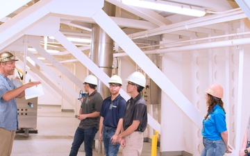 SMART scholars make first visit to PHNSY &amp; IMF