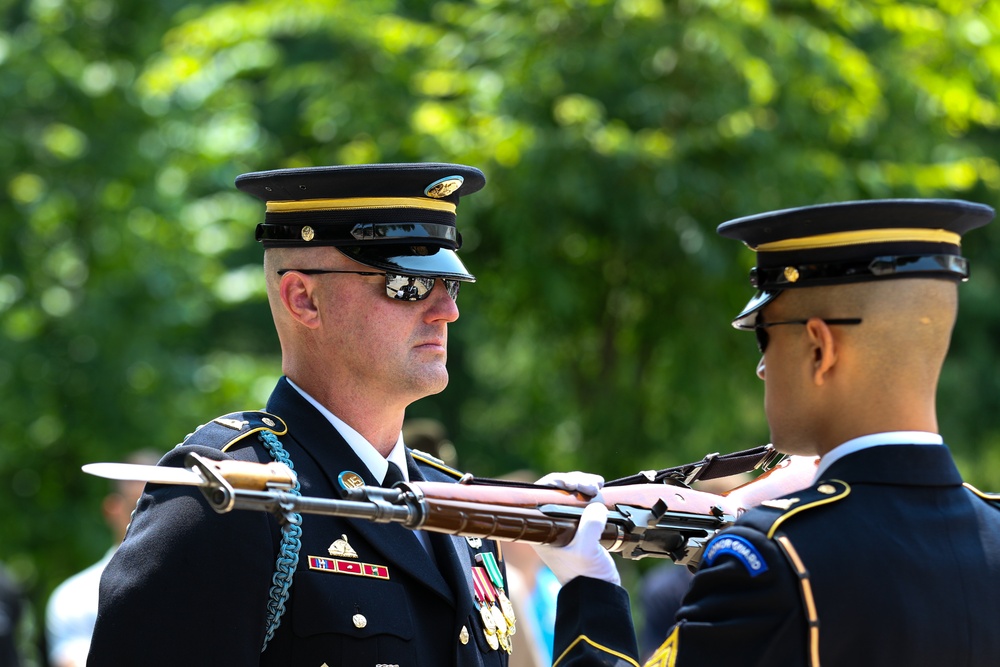 SFC Andrew Jay Sergeant of The Guard Last Walk