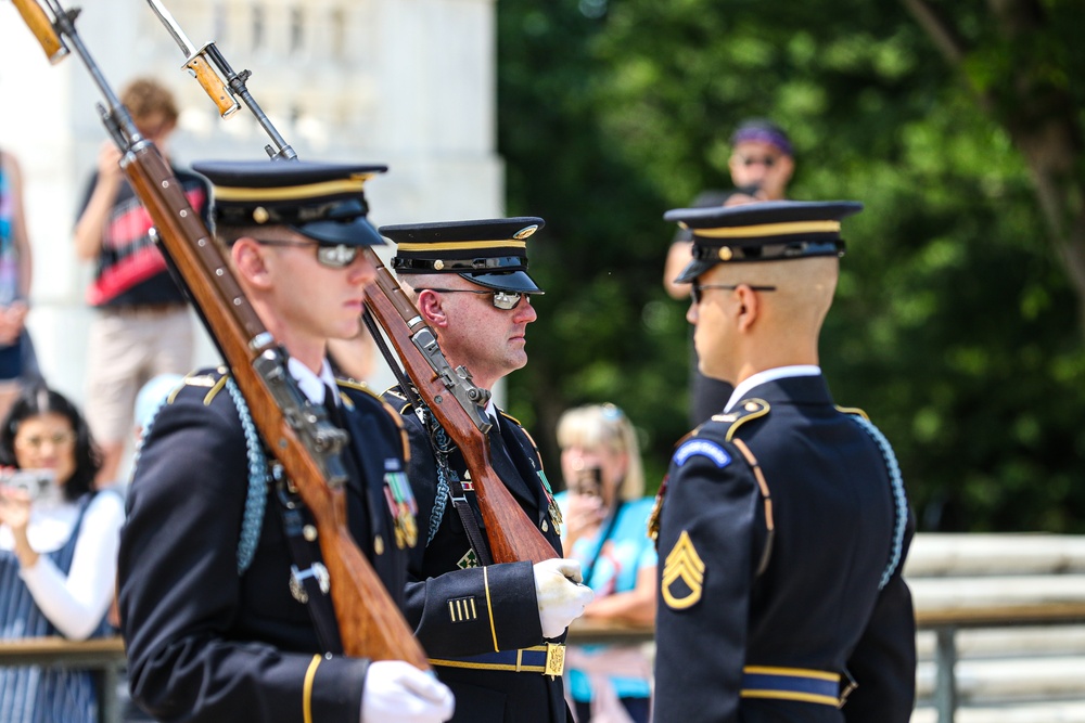 SFC Andrew Jay Sergeant of The Guard Last Walk