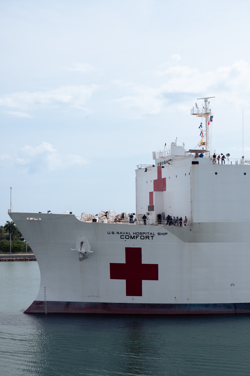 USNS Comfort arrives at The Port of Miami