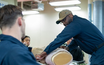 Advanced First Aid Class Aboard USS Tripoli
