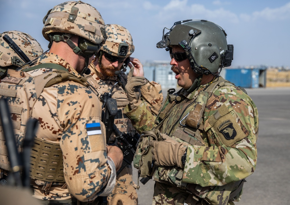 Estonian Defence Forces Conduct Cold, Hot Load Training