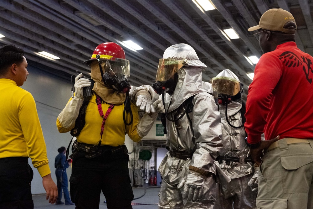 USS America (LHA 6) Conducts Aviation Firefighting Drill