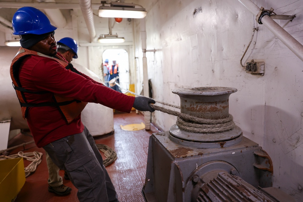 USNS Comfort Underway Replenishment