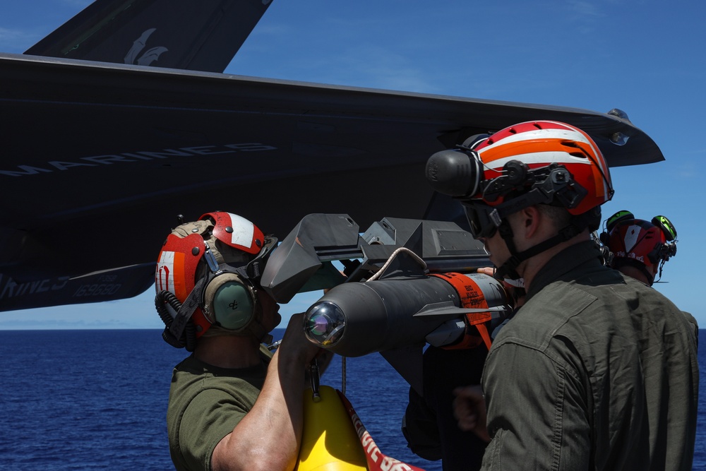 31st MEU | F-35B Ordinance Load, Flight Operations