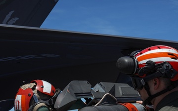 31st MEU | F-35B Ordinance Load, Flight Operations
