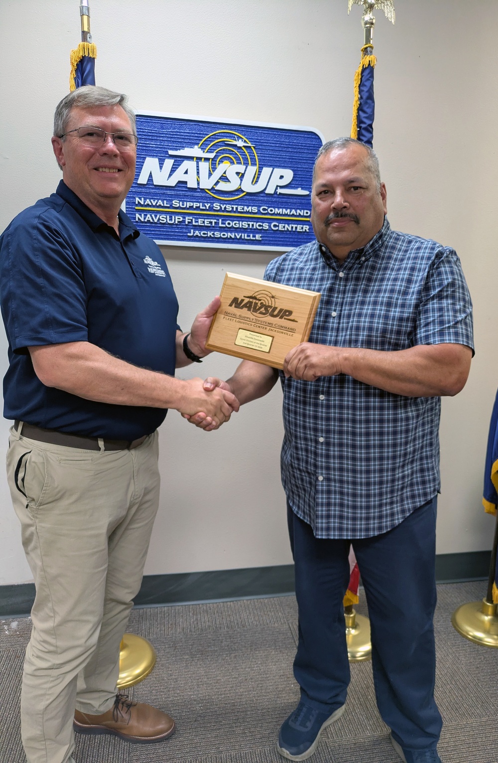 Vicente Coronado receives CoQ plaque