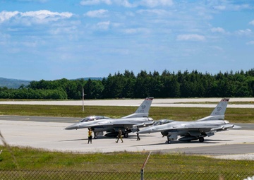 Fini flight honors 52nd FW commanders