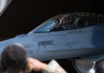 Fini flight honors 52nd FW commanders