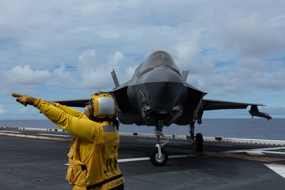 31st MEU | F-35B Ordinance Load, Flight Operations