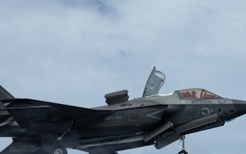 31st MEU | F-35B Ordinance Load, Flight Operations