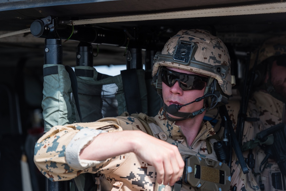 Estonian Defence Forces Conduct Cold, Hot Load Training
