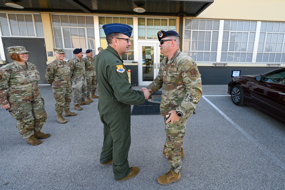 Brigadier General Filler Visits Total Force Defenders at the Alamo Wing