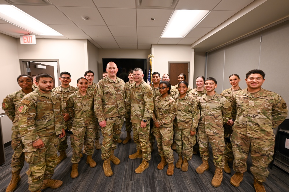 Brigadier General Filler Visits Total Force Defenders at the Alamo Wing