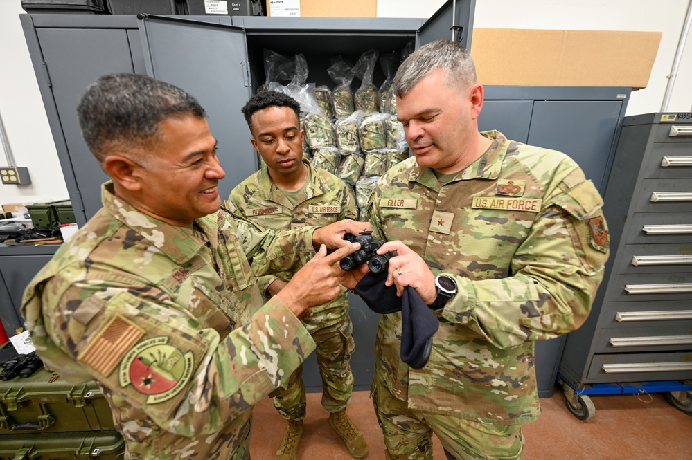 Brigadier General Filler Visits Total Force Defenders at the Alamo Wing