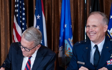 AFRL &amp; Ohio Memorandum of Understanding Signing