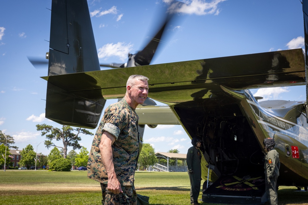 Commandant, Gen. Eric Smith, visits Camp Lejeune