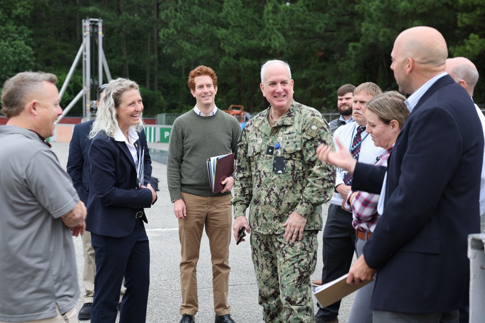 Rep. Kiggans Visits Military Sealift Command Training Center
