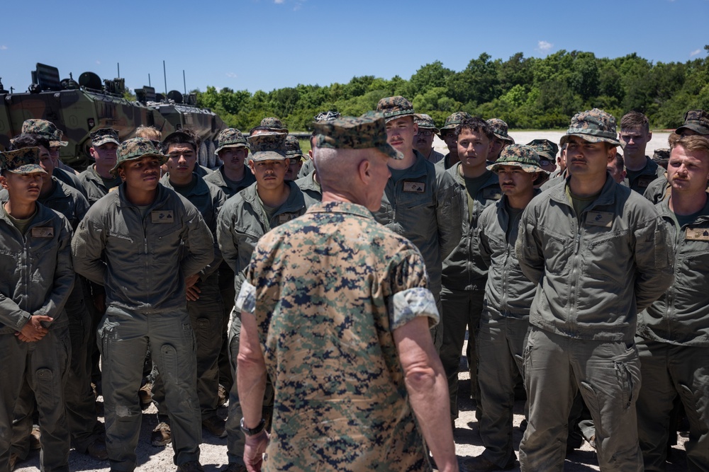 Commandant, Gen. Eric Smith, visits Camp Lejeune