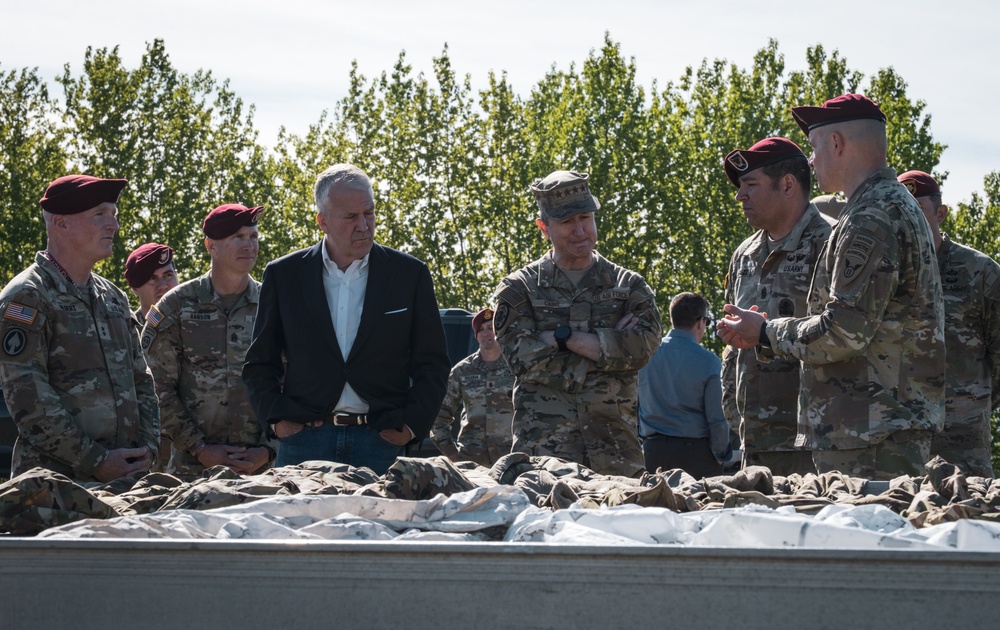 Chairman of the Joint Chiefs of Staff visits Alaska