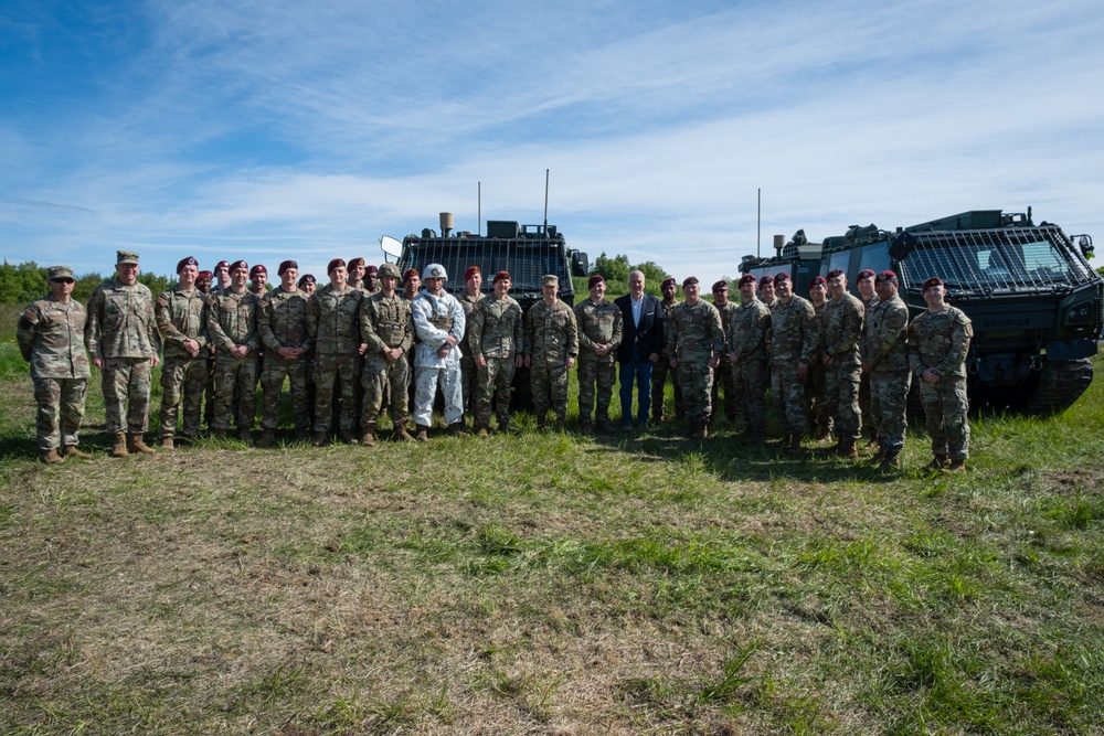 Chairman of the Joint Chiefs of Staff visits Alaska