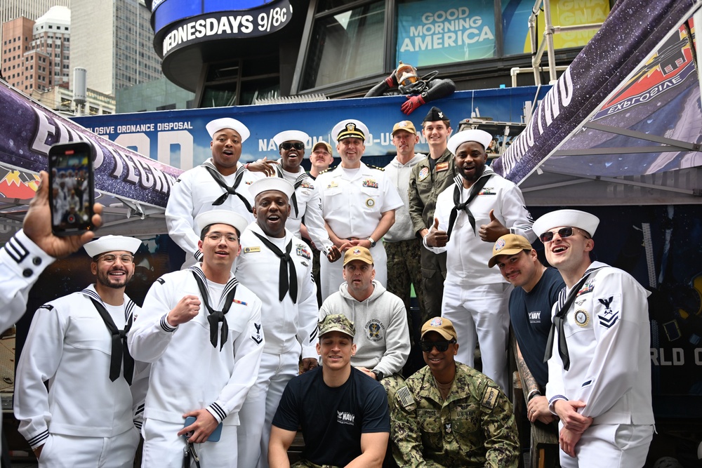 NTAG EMPIRE STATE BRINGS FLEET WEEK SPIRIT TO TIMES SQUARE MAY 23