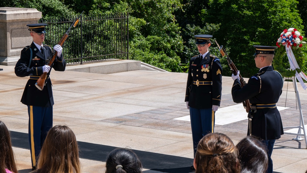 NSWC Carderock Leadership Participates in Wreath-laying Ceremony