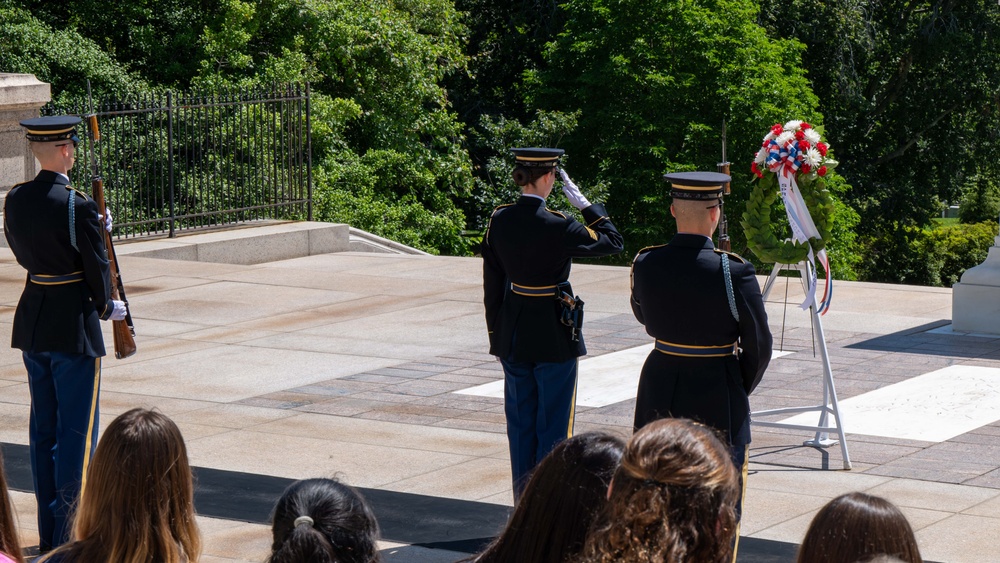 NSWC Carderock Leadership Participates in Wreath-laying Ceremony