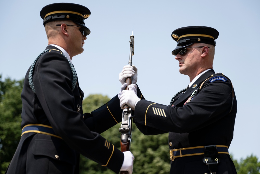 41st Sergeant of the Guard at the Tomb of the Unknown Soldier Sgt. 1st Class Andrew Jay Conducts His Last Walk at the Tomb of the Unknown Soldier
