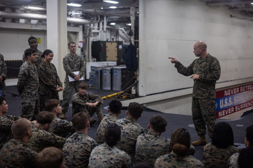 22nd MEU | CLB 26 Command Team Visits USS San Antonio