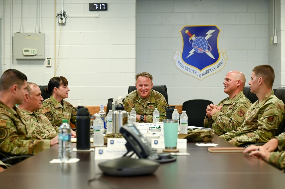 350 SWW welcomes 2A maintenance functional managers