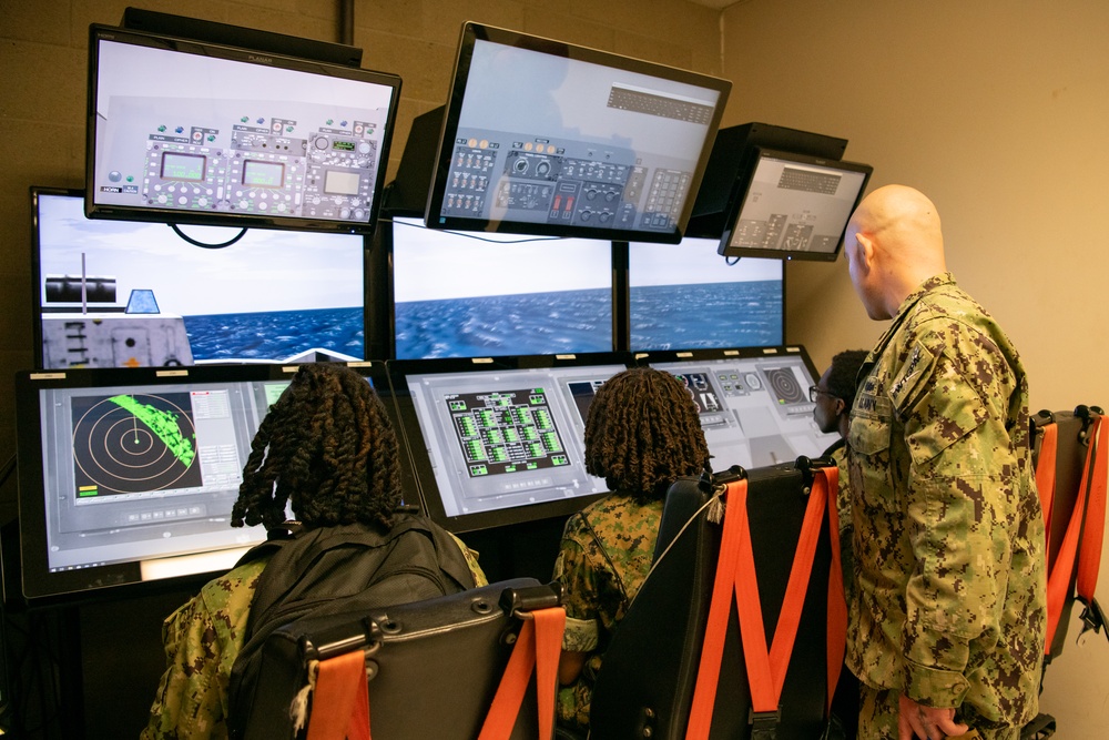 Midshipmen tour Expeditionary Warfare Training Group Pacific