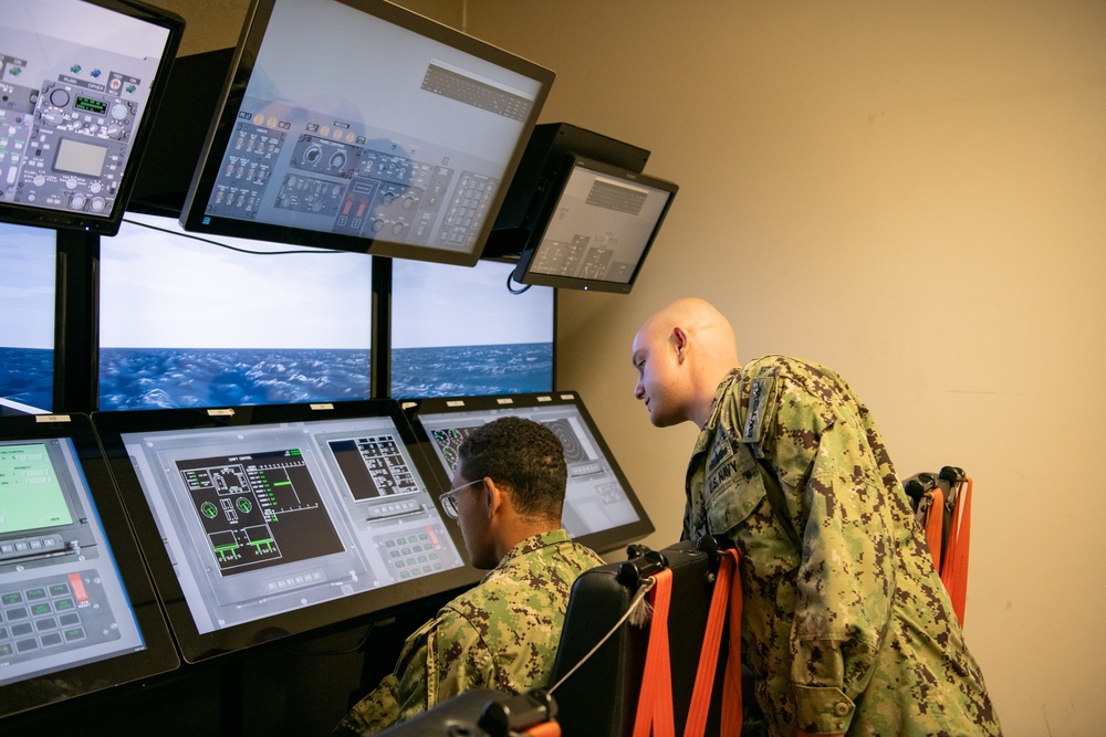 Midshipmen tour Expeditionary Warfare Training Group Pacific