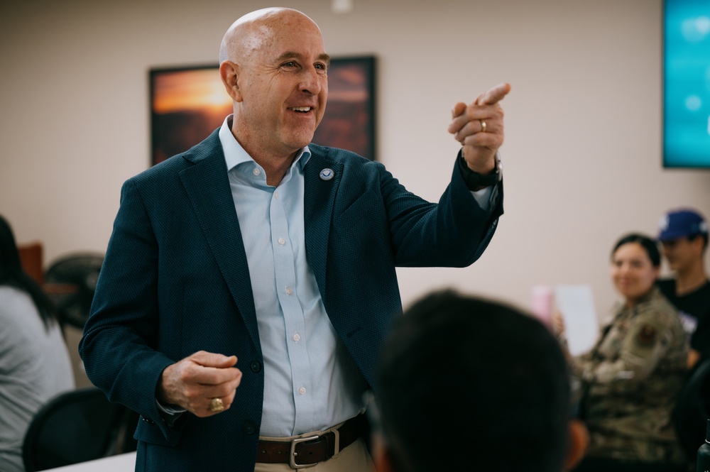 AFAS leadership visits Luke AFB