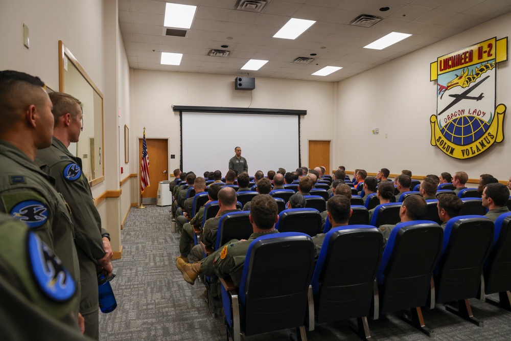 Lt. Gen. Spain visits Beale AFB