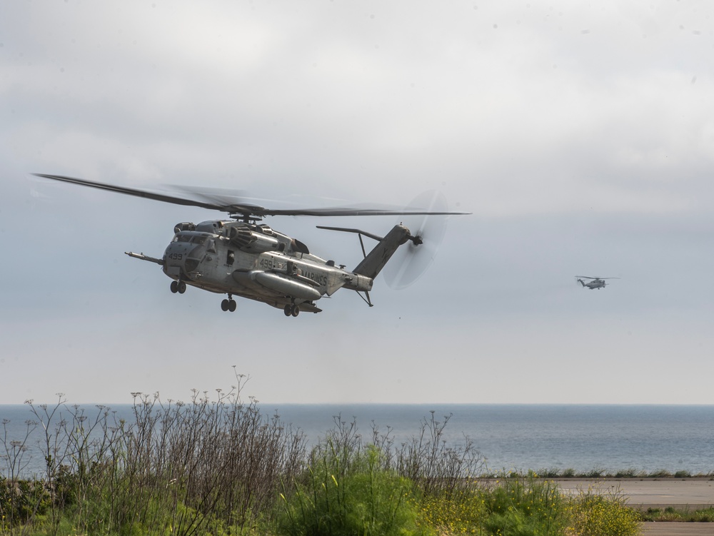 QUART: CH53s Conduct Deck Landing Qualifications Aboard USS Harpers Ferry