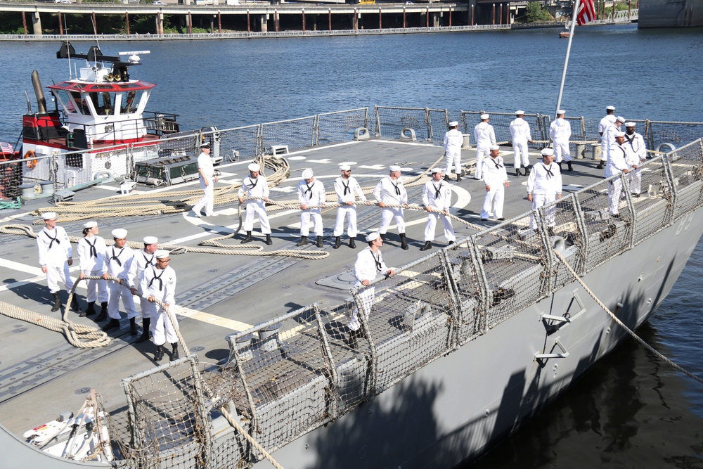 Portland Fleet Week welcomes USS Mustin and USS Jack H. Lucas