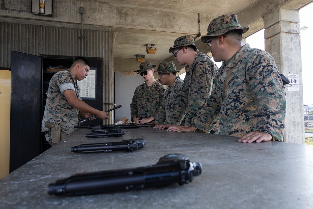 Staying Ready: Headquarters Battalion, MCBH, conducts FEX III