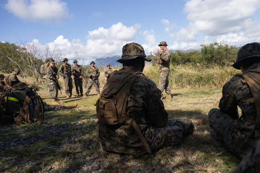 Staying Ready: Headquarters Battalion, MCBH, conducts FEX III